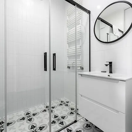 Shortstaypoland Budki Szczesliwickie B197 *
