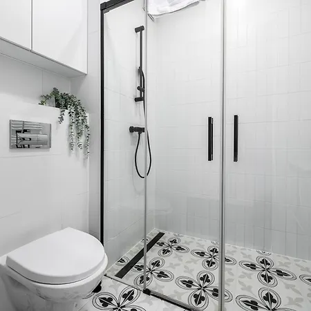 Apartment Shortstaypoland Budki Szczesliwickie B197